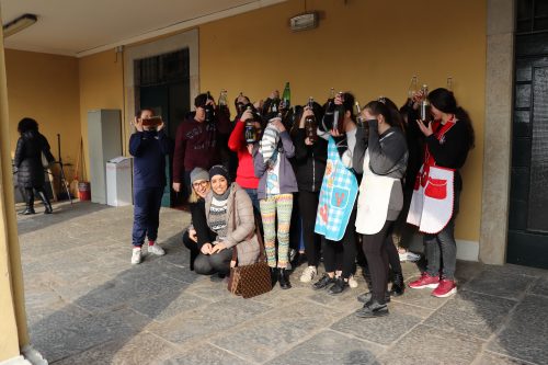 Conoscere la migrazione oltre i pregiudizi Conoscere la migrazione oltre i pregiudizi