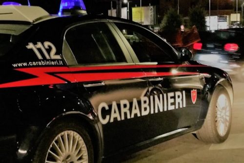 Getta la busta di cocaina: madre aggredita dal figlio è ricoverata in ospedale
