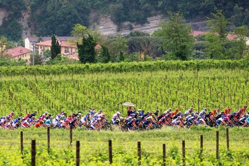 Da Riva del Garda a Iseo: la 17esima tappa del “Giro d’Italia” passerà per la Franciacorta