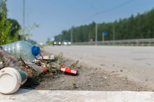 Due fototrappole e un sistesma ad hoc per contrastare chi abbandona i rifiuti per strada