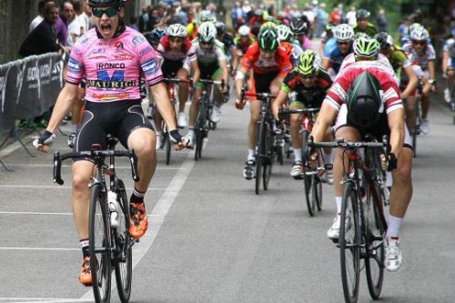 Grande vittoria per Tomas Tranini al “Trofeo Caduti e dispersi Comune di Passirano” Grande vittoria per Tomas Tranini al “Trofeo Caduti e dispersi Comune di Passirano”