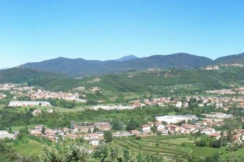 Ome, oggi i funerali di Sorina Monea. La comunità si raccoglie nel suo ricordo