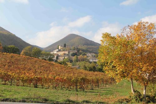 Emanuela, solidarietà su due ruote a Serrapetrona