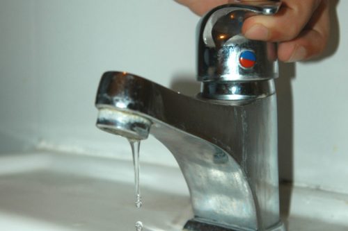 Torna potabile l’acqua di Bornato: si attenda la conferma definitiva Torna potabile l’acqua di Bornato: si attenda la conferma definitiva