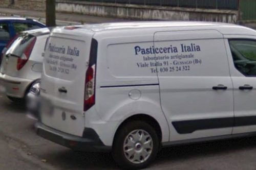 Il furgone rubato della pasticceria rinvenuto a Cazzago