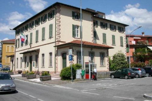 “La Casa Rossa” di Via Brescia passa al Comune: Investimento da 800 mila Euro per Rodengo Saiano