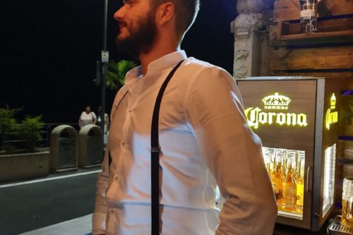Intervista a Gabriele Tonelli, un Giovane Studente e Bartender di Professione.di Passirano Intervista a Gabriele Tonelli, un Giovane Studente e Bartender di Professione.di Passirano