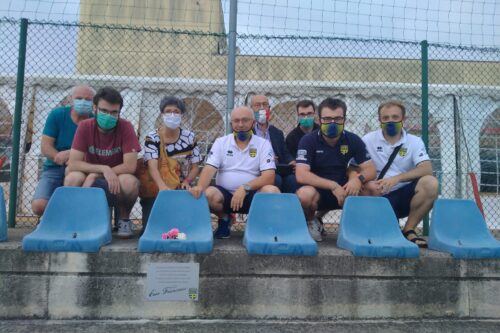 L’Asd Tris Calcio Padergnone Ricorda con una Bellissima Targa la “Nonna Ultrà”