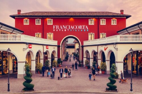 Il Franciacorta outlet village tra i “Land of Fashion” che puntano sull’E-commerce