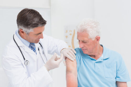 Franciacorta: vaccinati gli over 80 allettati del distretto 5