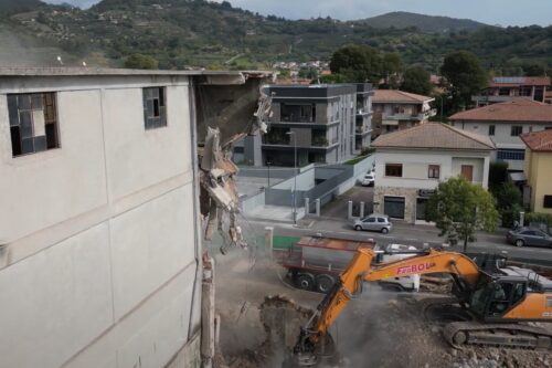 Lavori al Molino Peroni: l’edificio aspettava da 8 anni dopo il crollo per maltempo