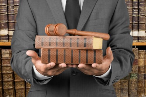 Rinuncia al rito abbreviato: si andrà a processo per il 34enne che sequestrò il figlio a Rodengo Saiano