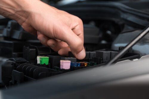 Bloccato traffico illecito di batterie esauste: coinvolta un’azienda gussaghese