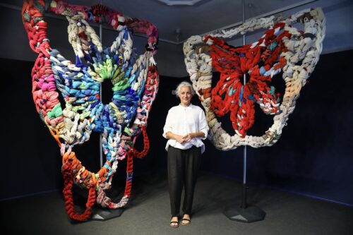 Artista Laura Renna: un’opera esposte nel tratto gussaghese della Via delle Sorelle Artista Laura Renna: un’opera esposte nel tratto gussaghese della Via delle Sorelle