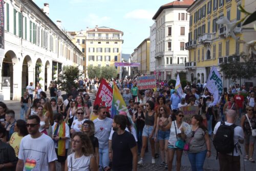 Dal cuore di Rodengo Saiano a Brescia: un’esplosione di colori e diritti al Brescia Pride