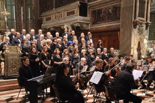 Concerto delle festività natalizie: il Coro Calliope porta la magia musicale in provincia