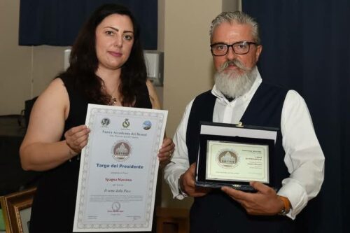 Massimo Spagna premiato in Calabria: da Gussago una poesia che parla di pace