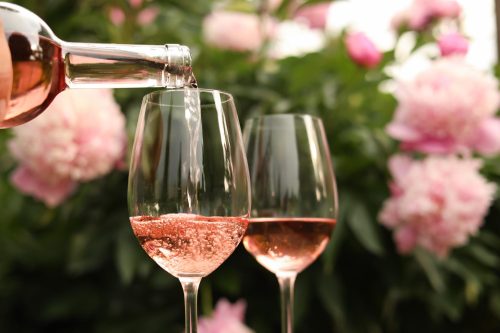 Rosé, la sfida rosa della Franciacorta tra rigore produttivo e ambizioni internazionali